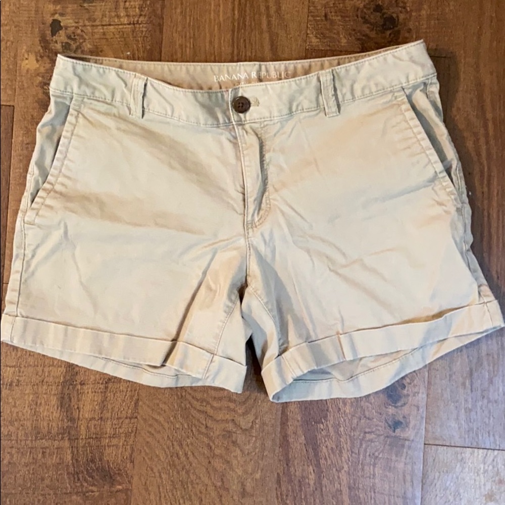 Banana Republic khaki shorts